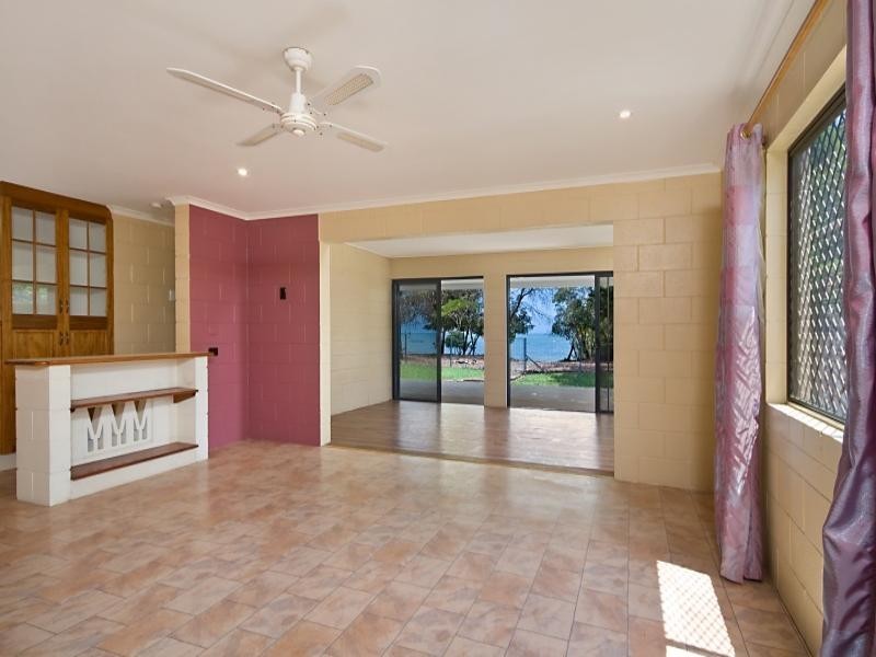 110 The Esplanade, Toolakea QLD 4818