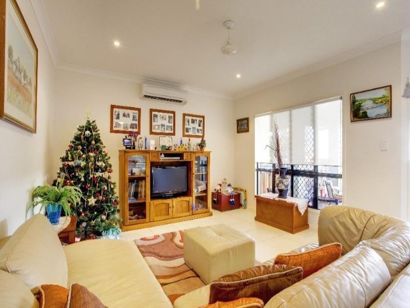 16 Helvellyn Street, Bushland Beach QLD 4818