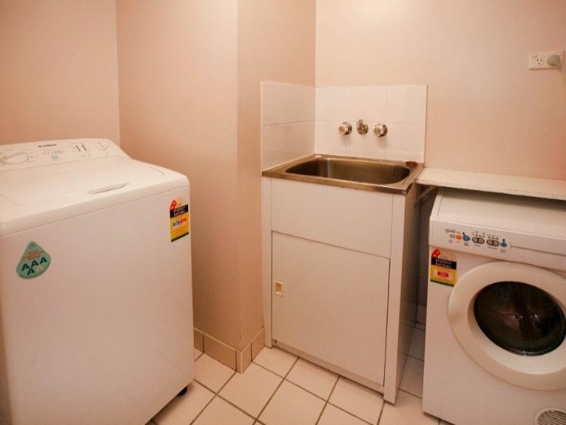 3/65 Cook Street, North Ward QLD 4810