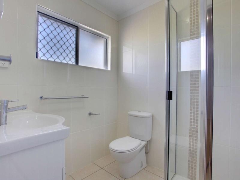 8 Ash Street, Kirwan QLD 4817