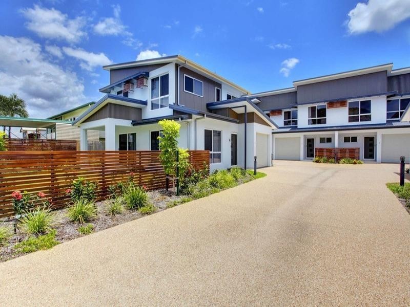 8 Ash Street, Kirwan QLD 4817