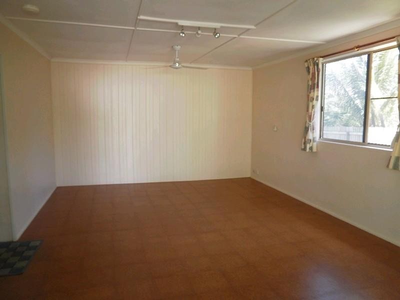 Saunders Beach QLD 4818