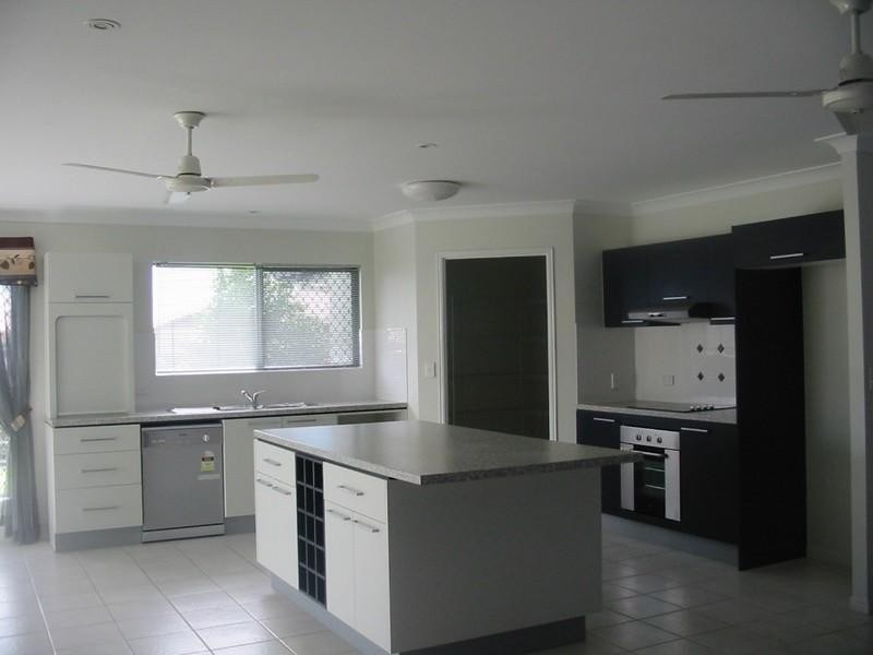 Mount Louisa QLD 4814