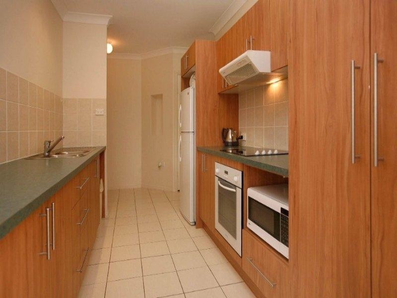 81 Estuary Parade, Douglas QLD 4814