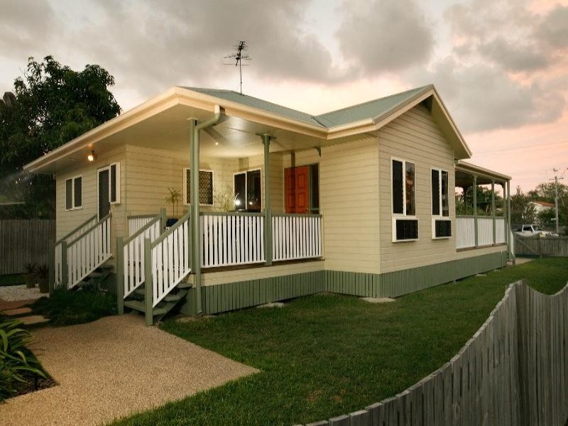 92 Railway Avenue, Railway Estate QLD 4810