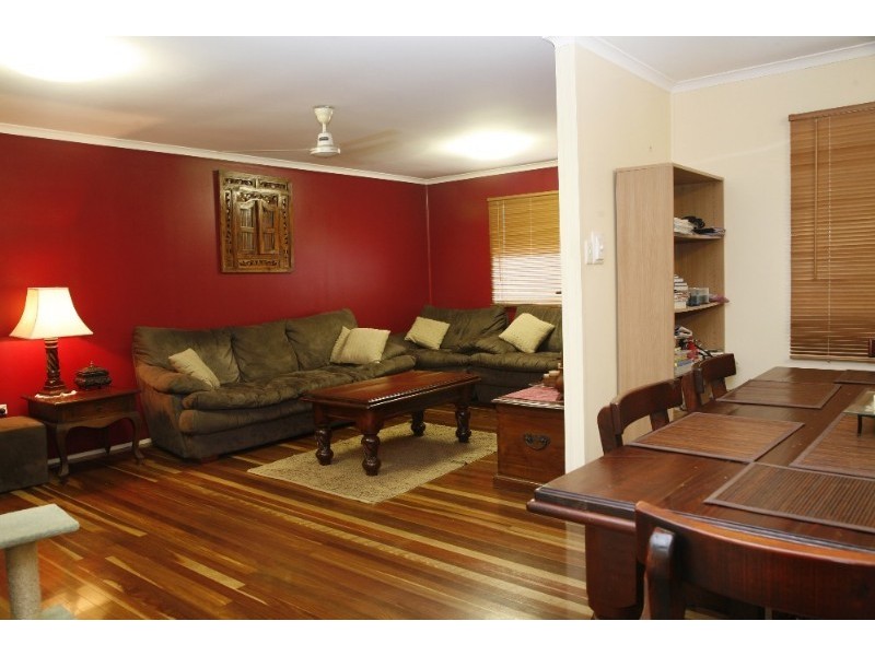 16 Nelia Street, Kirwan QLD 4817