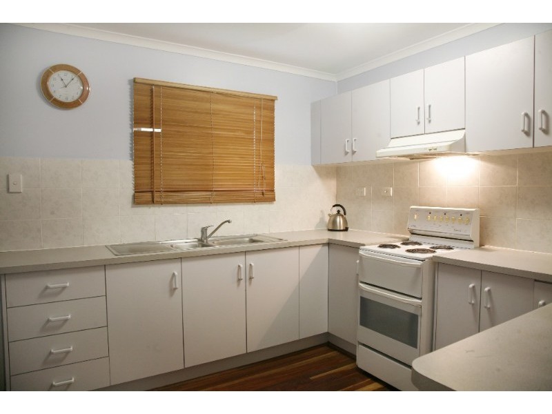 16 Nelia Street, Kirwan QLD 4817