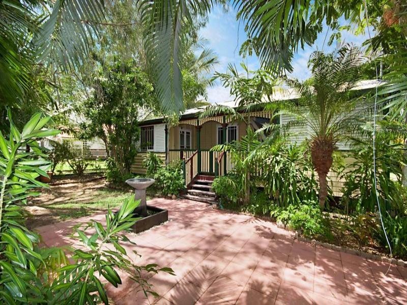 12 Ralston Street, West End QLD 4810