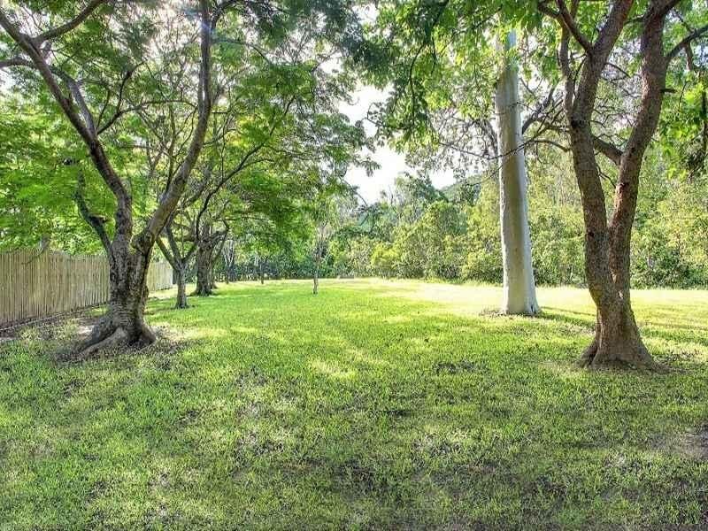 407 Dalrymple Road, Mount Louisa QLD 4814