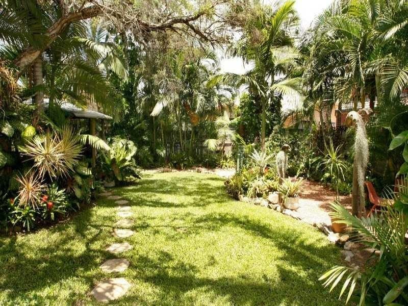 7 Norris Street, Hermit Park QLD 4812