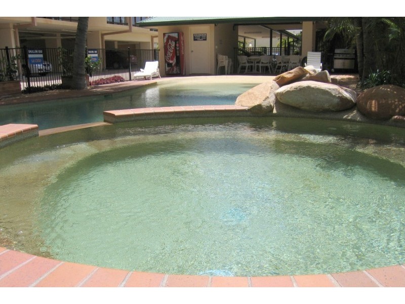 30 Palmer Street, South Townsville QLD 4810