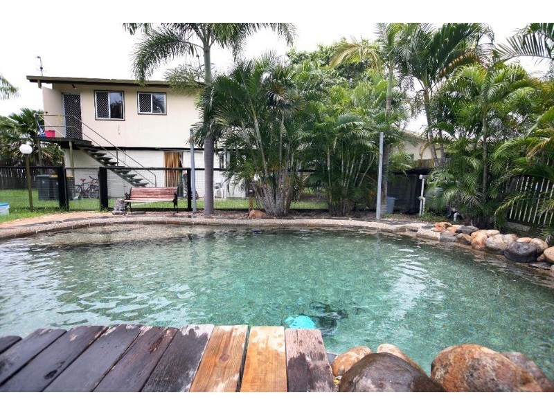 16 Pepperwood Road, Deeragun QLD 4818