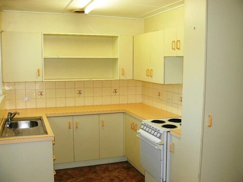 414 Ross River Road, Cranbrook QLD 4814