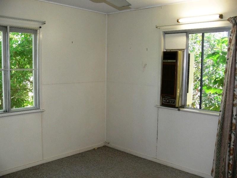 414 Ross River Road, Cranbrook QLD 4814