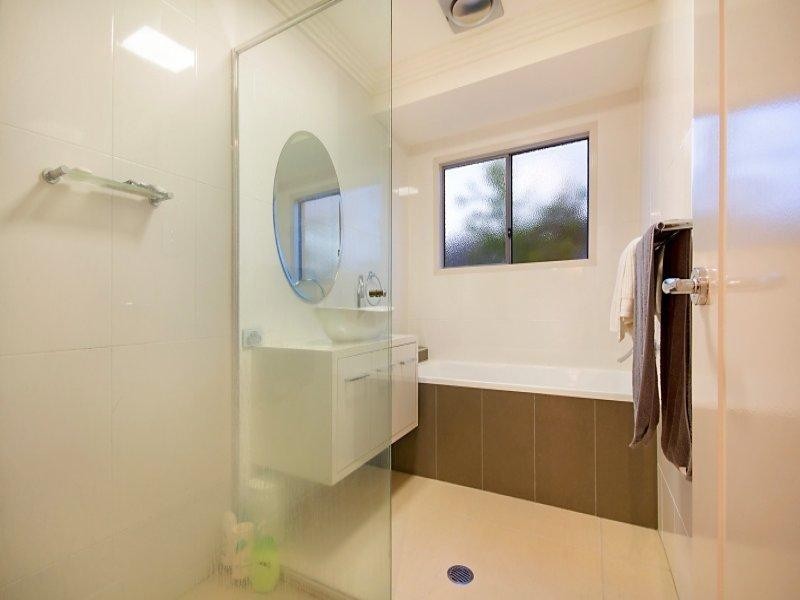 4 Waterbury Terrace, Idalia QLD 4811