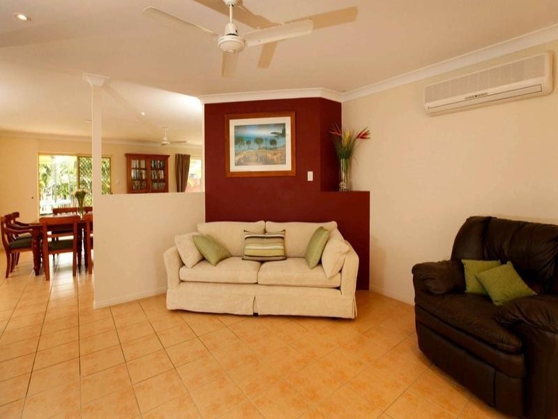 6 Mustey Close, Mount Louisa QLD 4814