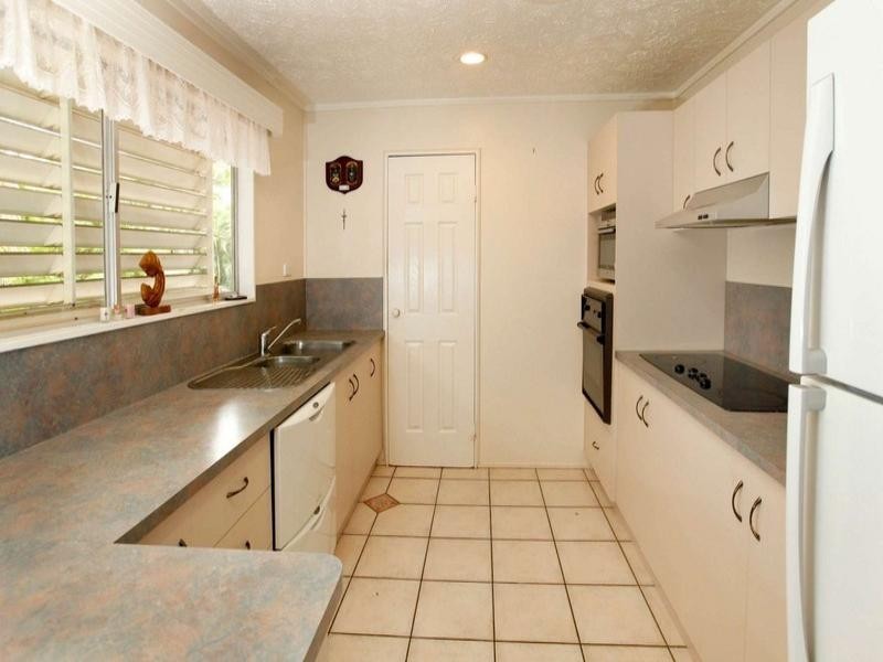 11 Valencia Street, Kirwan QLD 4817