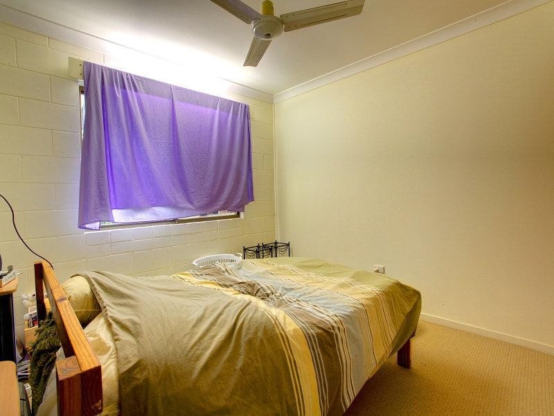 6 Julia Street, Kirwan QLD 4817