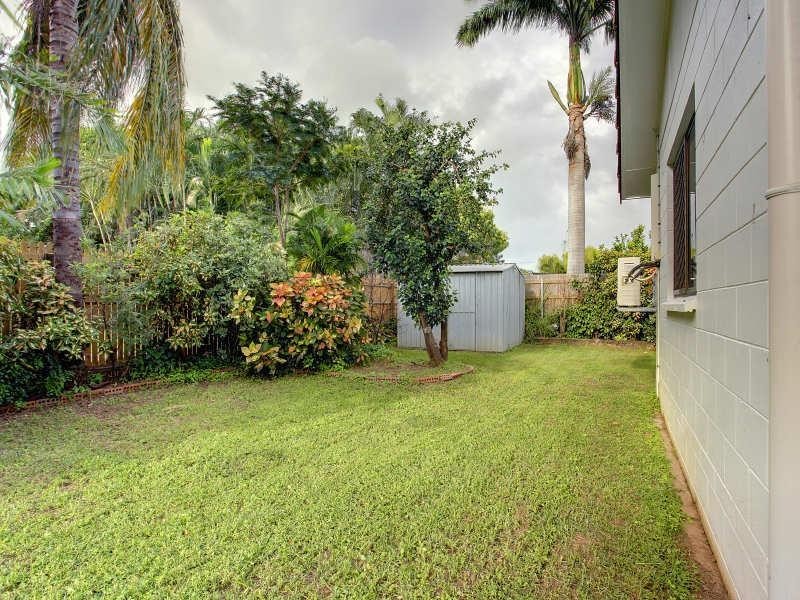 6 Julia Street, Kirwan QLD 4817