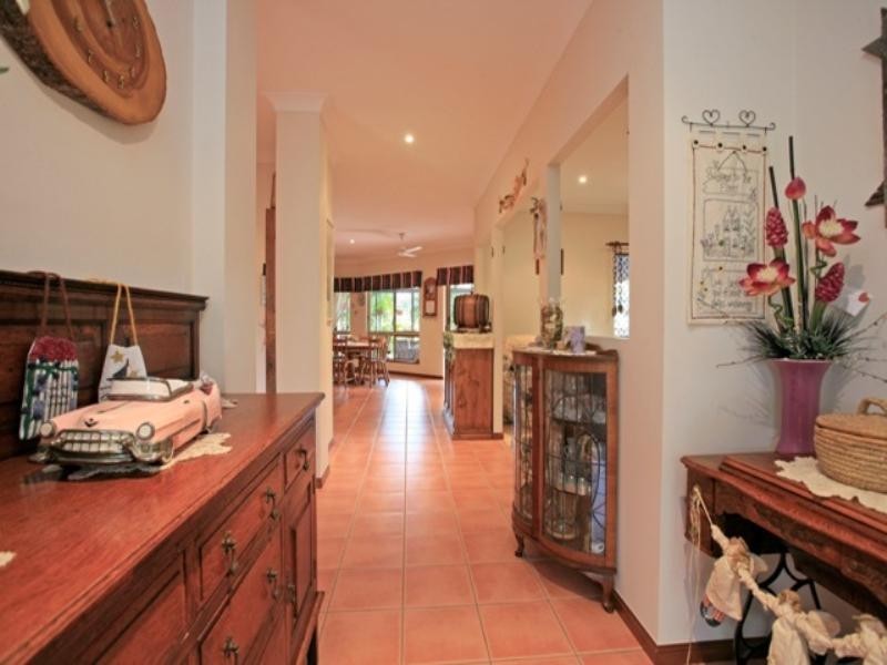 11 Lotus Court, Bushland Beach QLD 4818