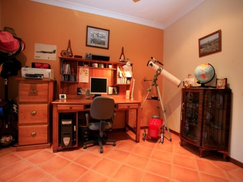 11 Lotus Court, Bushland Beach QLD 4818