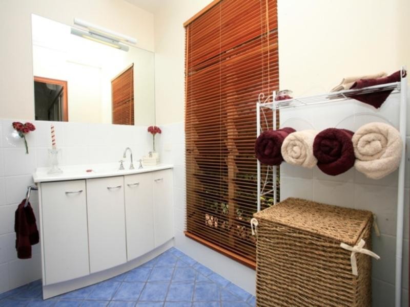 11 Lotus Court, Bushland Beach QLD 4818