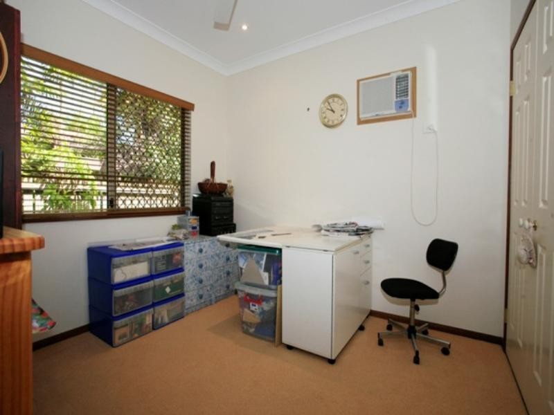 11 Lotus Court, Bushland Beach QLD 4818