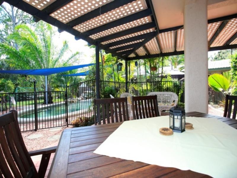 11 Lotus Court, Bushland Beach QLD 4818