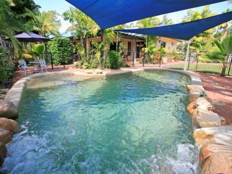 11 Lotus Court, Bushland Beach QLD 4818