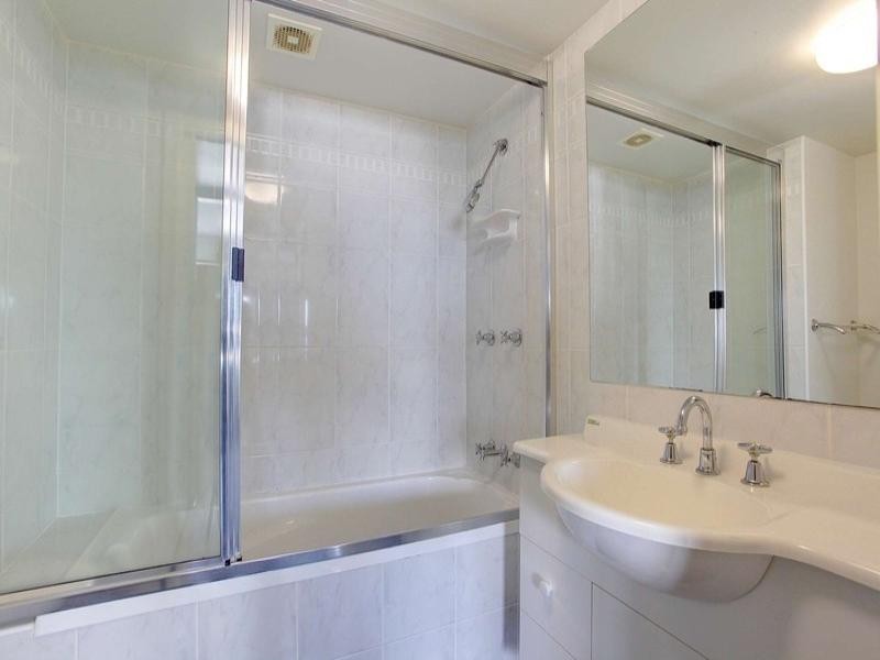 9/209 Wills Street, Townsville City QLD 4810