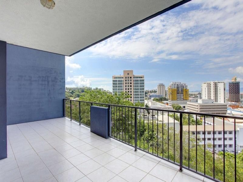 9/209 Wills Street, Townsville City QLD 4810