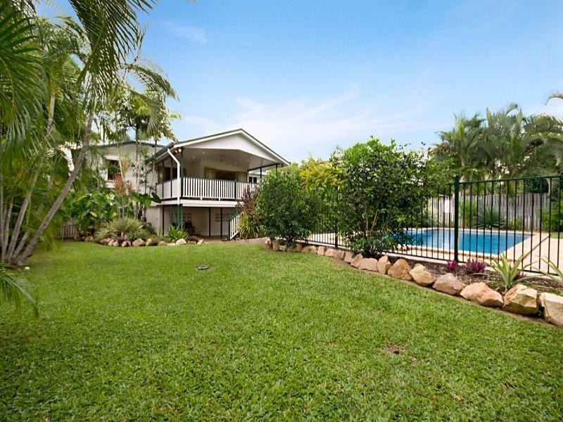 50 Sherriff Street, Hermit Park QLD 4812