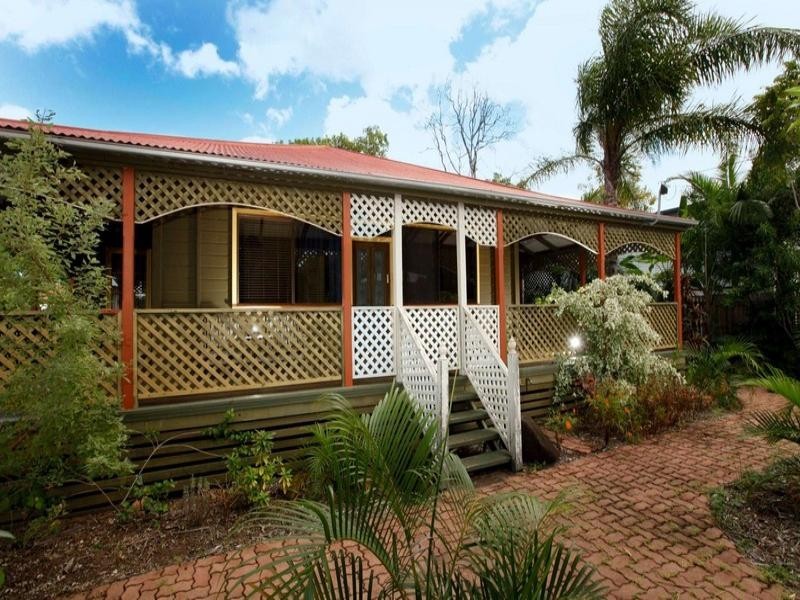 38 Armstrong Street, Hermit Park QLD 4812