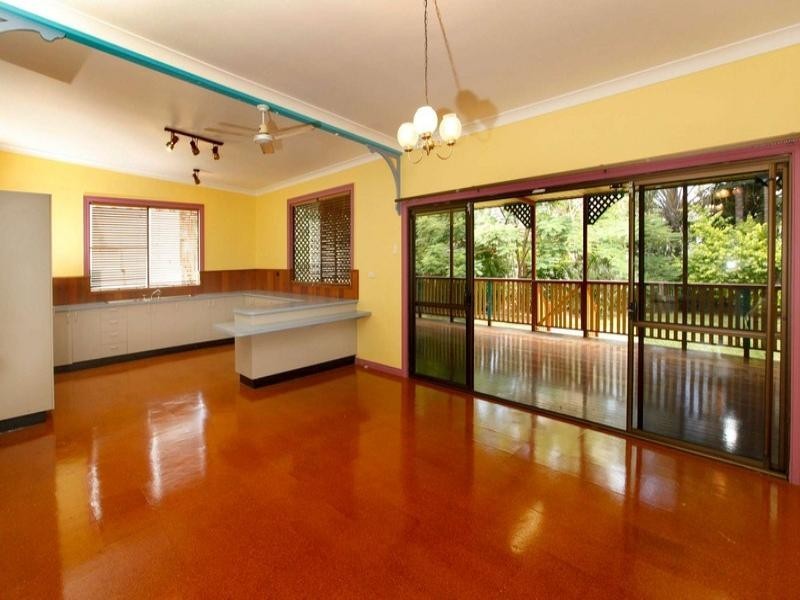 38 Armstrong Street, Hermit Park QLD 4812