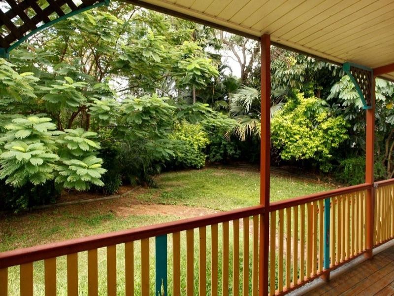 38 Armstrong Street, Hermit Park QLD 4812