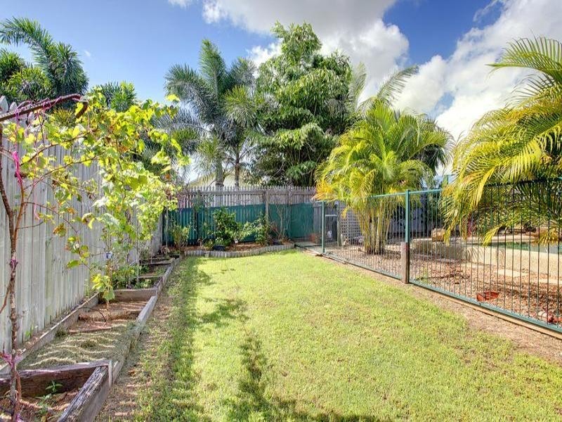 58 Estuary Parade, Douglas QLD 4814