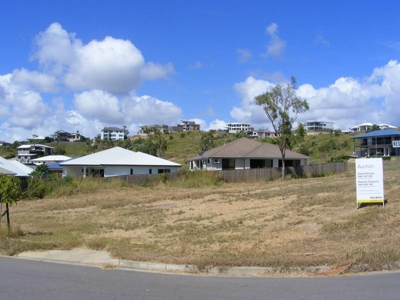 48 Shutehaven Circuit, Bushland Beach QLD 4818