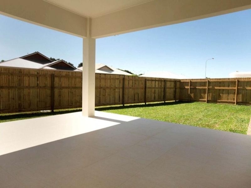 30 Fernbank Parade, Idalia QLD 4811