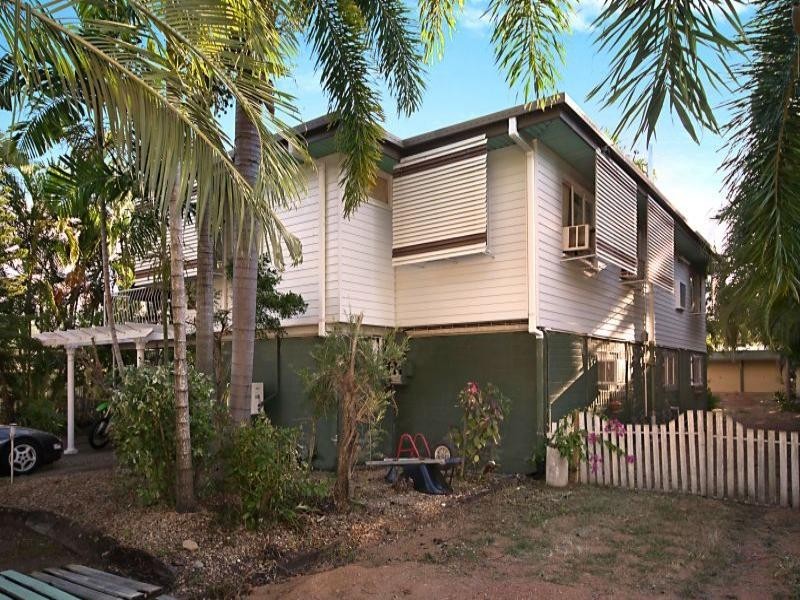 73 Campbell Street, Hermit Park QLD 4812