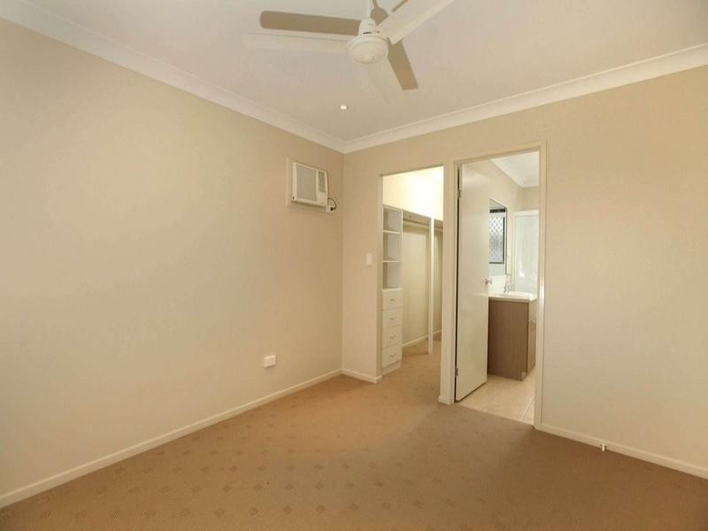 39 Gatwick Street, Burdell QLD 4818