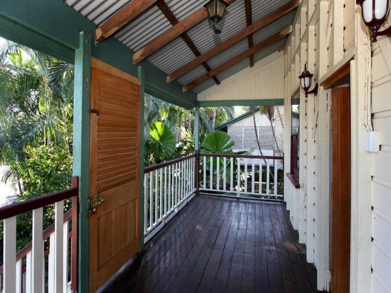 14 Fourth Avenue, South Townsville QLD 4810