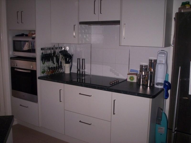 Bushland Beach QLD 4818