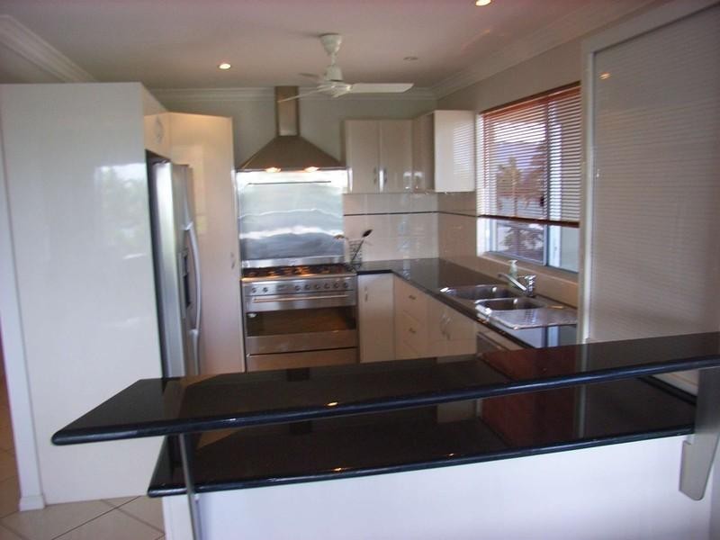 5/120 The Strand, North Ward QLD 4810