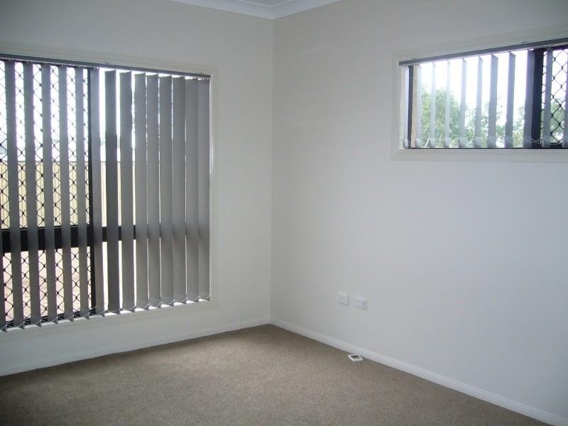 Bushland Beach QLD 4818