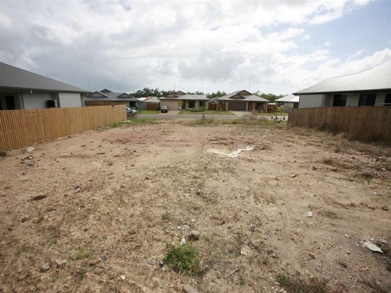 64 Shutehaven Circuit, Bushland Beach QLD 4818