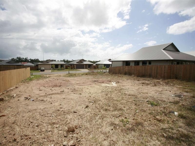 64 Shutehaven Circuit, Bushland Beach QLD 4818