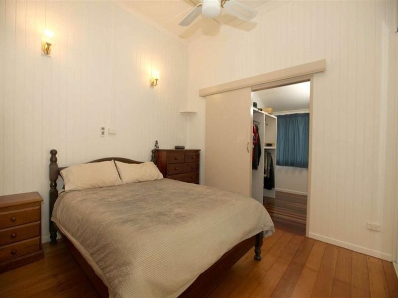 27 Townsend Street, Mysterton QLD 4812