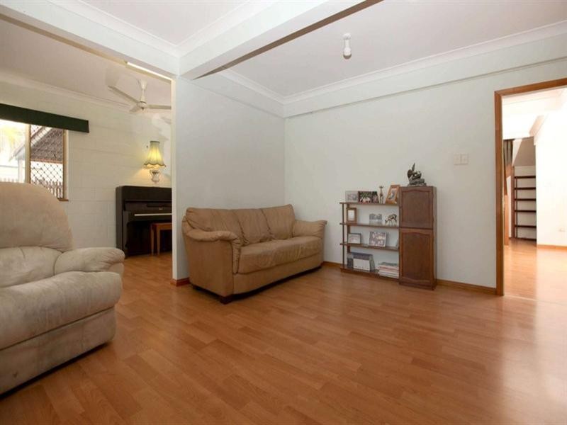 27 Townsend Street, Mysterton QLD 4812