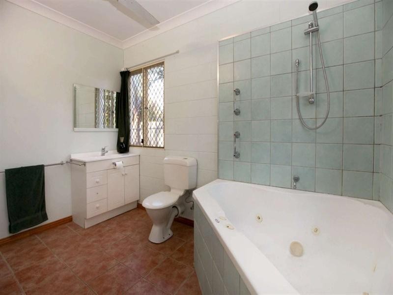 27 Townsend Street, Mysterton QLD 4812