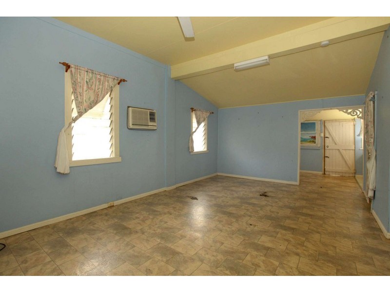 119 Tully Street, South Townsville QLD 4810